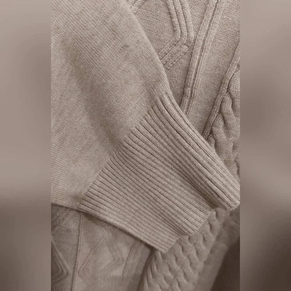 Sparkly Turtleneck Sweater with Cable Knit Design - Picture 7 of 8